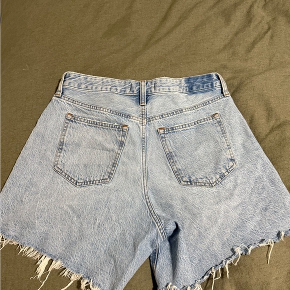 Abercrombie & Fitch Light Blue Distressed High-Rise Jean Shorts - Picture 5 of 8